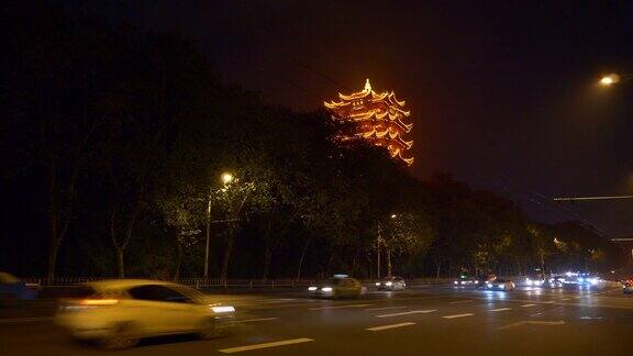 夜光照亮武汉城著名寺庙交通街道全景4k中国