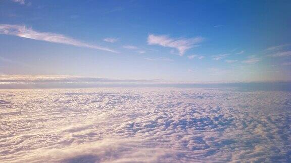 飞越云端