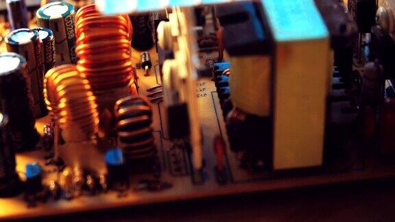 4K:关闭PCB板微电路