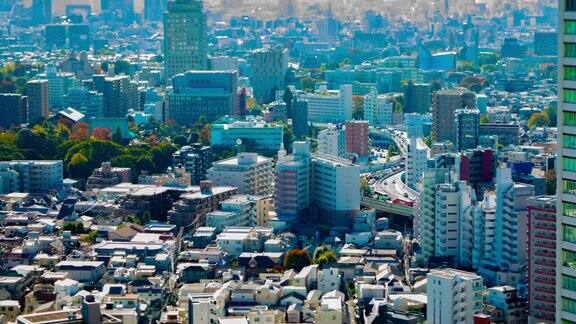 东京的一个微型城市景观的时间推移高角度长镜头倾斜