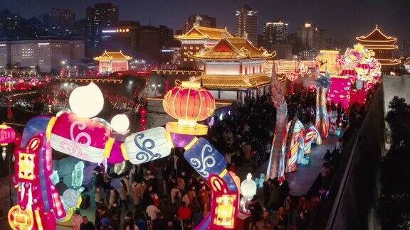 鸟瞰图古城墙南门庆祝中国春节西安陕西中国