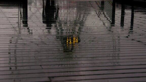 横滨的雨天