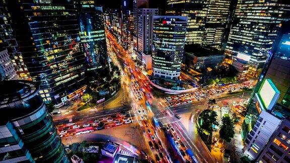 韩国首尔江南城夜晚的交通状况间隔拍摄4k