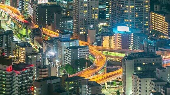 东京城市夜晚与超级缩放在时间流逝