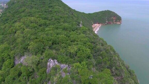 天线:飞越热带岛屿