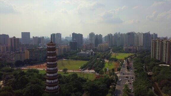 白天拍摄广州市著名的赤岗宝塔公园交通航拍4k中国全景图