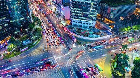 韩国首尔江南城的交通状况