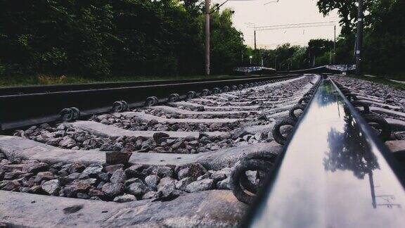 窗外的铁路线