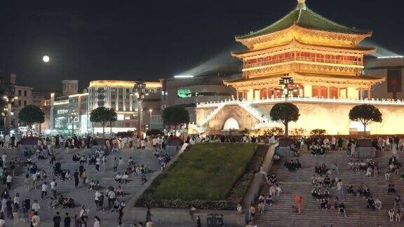 中国西安钟楼的夜景