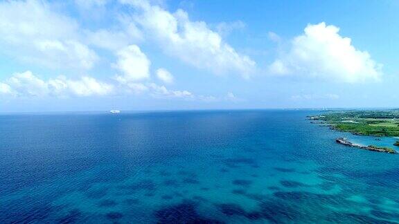 日本冲绳美丽的海景