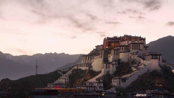 西藏的布达拉宫时间流逝