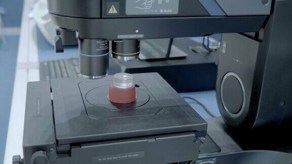 工业显微镜能显示零件表面的缺陷