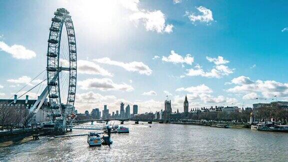 伦敦眼和泰晤士河的时间推移伦敦的时间推移云朵随着威斯敏斯特桥移动