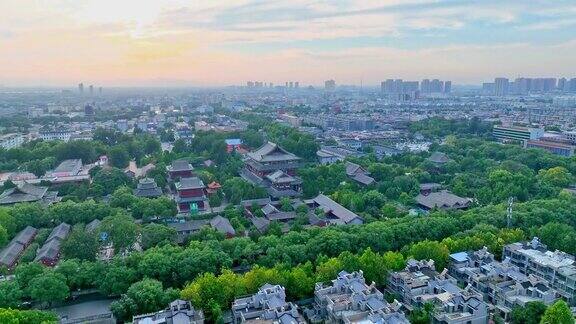 中国河北省石家庄市正定县正定古城龙兴寺