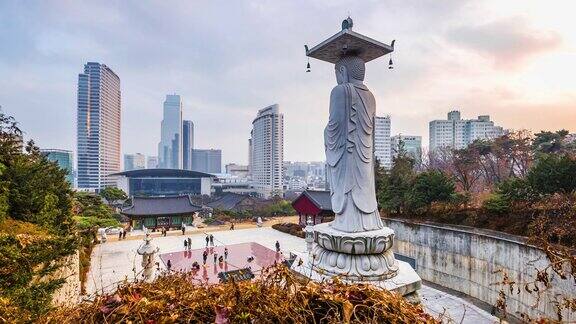 韩国首尔江南城的奉子寺夜景