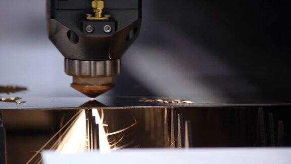 自动焊接激光切割机金属加工近金属制品