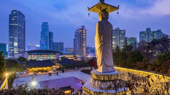 韩国首尔江南城的奉子寺夜景