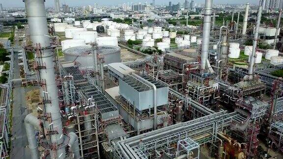 4K炼油厂俯视图