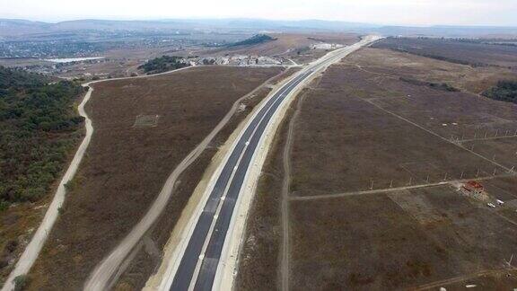 天线:农村新公路建设
