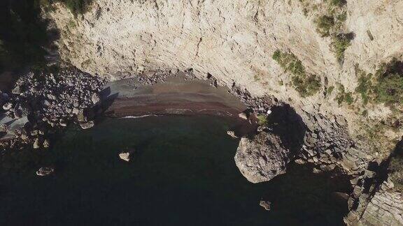 阿马尔菲海岸和索伦托半岛的无人机鸟瞰图