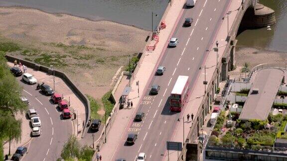 英国伦敦泰晤士河上的邱桥鸟瞰图4k