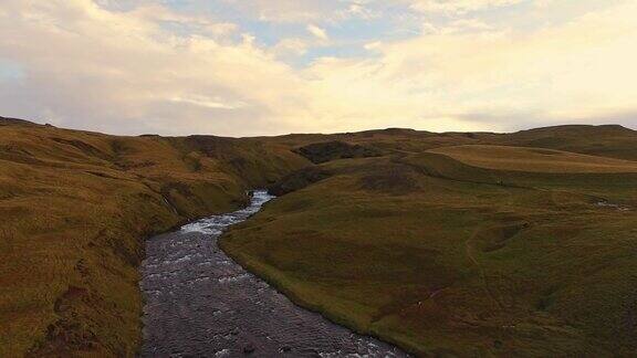 冰岛的空中河