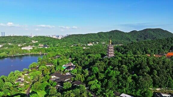 鸟瞰中国浙江省杭州市美丽的西湖自然风光