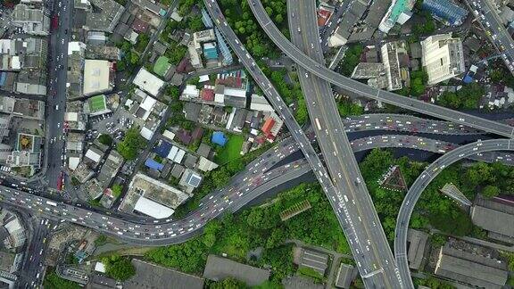 鸟瞰图曼谷与公路运输