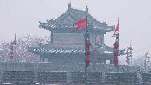 雪中的西安古城墙中国