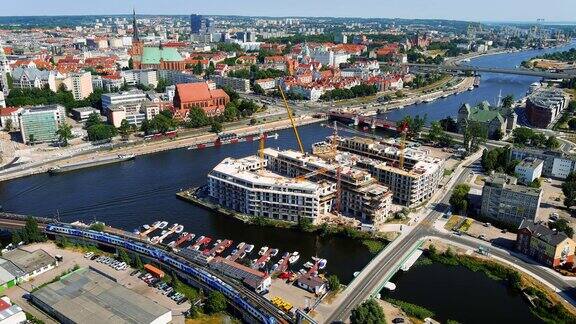 波兰奥得河畔什切青市中心的一个新住宅区