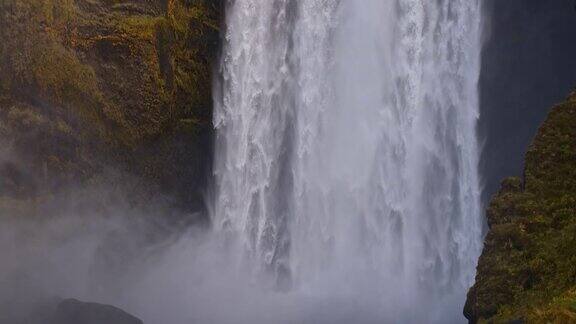 斯洛莫Td强大的斯科加福斯瀑布在冰岛