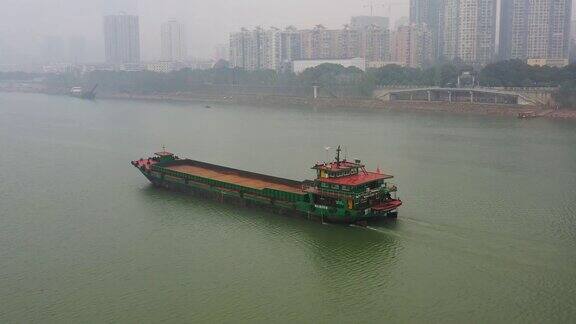 长沙市雨天河轮渡交通航拍4k中国全景图