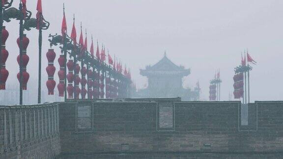 雪中西安古城墙中国