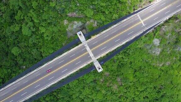 无人机拍摄的墨西哥一座桥