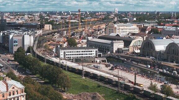 拉脱维亚首都波罗的海铁路项目的建设过程