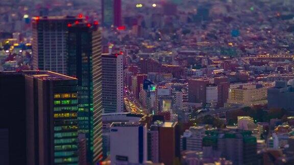 东京高角度倾斜的微型城市景观日落时间推移