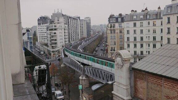 巴黎的WS高架地铁