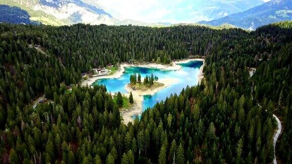 瑞士的考马西湖