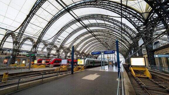 德国德累斯顿火车站时间流逝白天