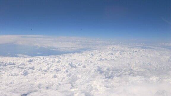 在云层上的4K空中拍摄
