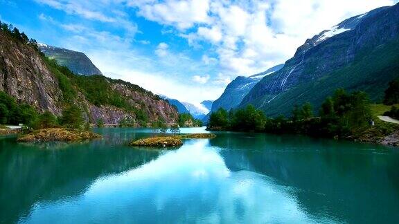 洛瓦内特湖美丽的自然挪威