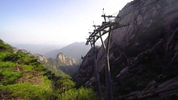 中国黄山的缆车