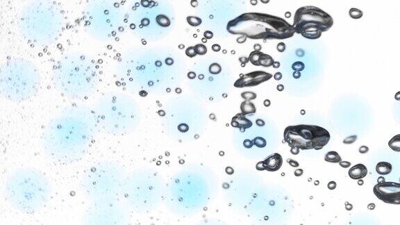透明质酸的灰色小气泡会自发移动