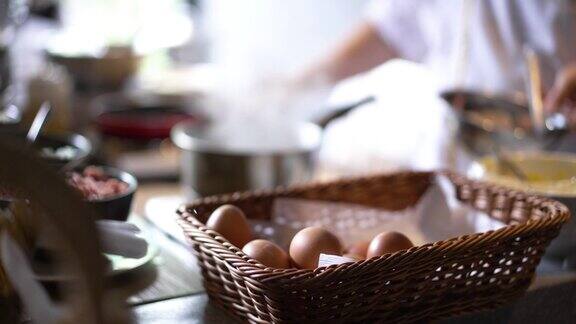 烹饪和煮鸡蛋