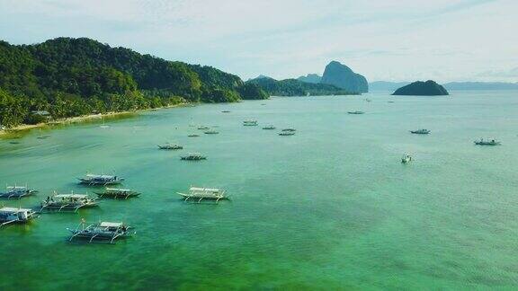 无人机拍摄的热带岛屿与岩石巴拉望菲律宾