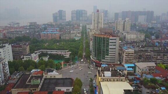 中国白天武汉市景购物街区交通道路航拍全景图4k