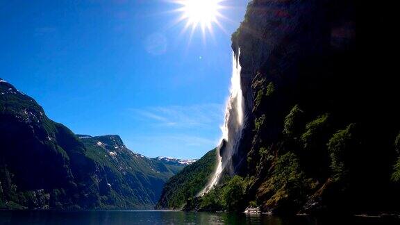 盖兰格峡湾七姐妹瀑布挪威美丽的自然景观