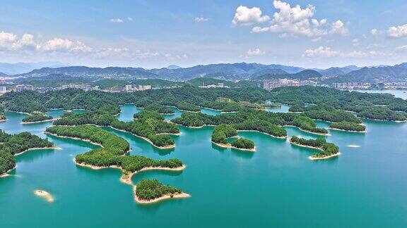 千岛湖自然风光的航拍镜头在淳安杭州浙江省中国