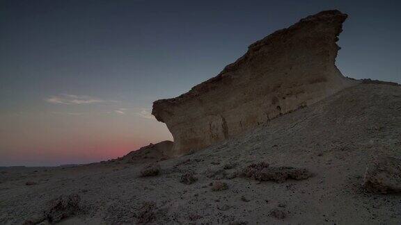 日落黄昏多哈野生自然岩石全景4k时间流逝卡塔尔