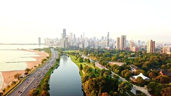 芝加哥俯瞰湖面的鸟瞰图